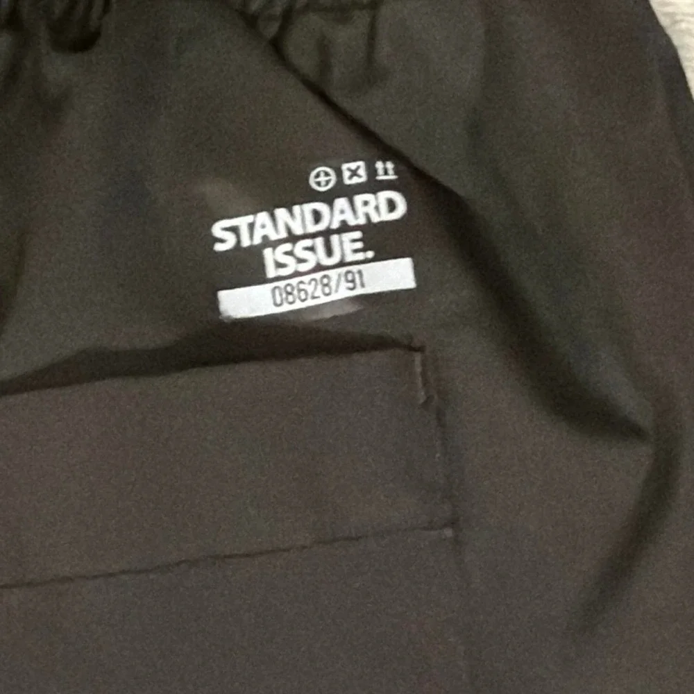 Y2K Vintage Southpole Techwear Cargo Utility Shorts | Black | Medium
